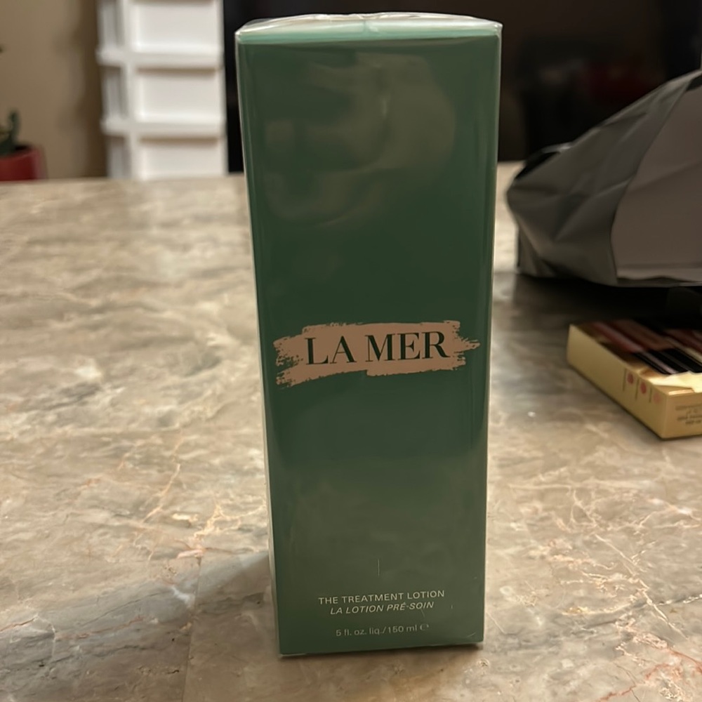 La Mer “the treatment lotion” 5oz/ 150 ml